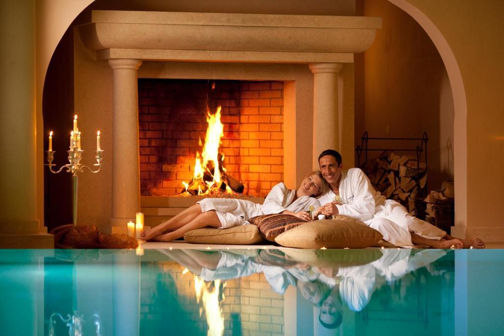 Yachthafenresidenz Hohe Duene Hotel รอสต็อค ภายนอก รูปภาพ The Spa at The Westin
